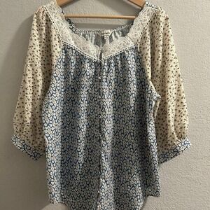 DAVI & DANI Blue and Cream Button Down Shirt